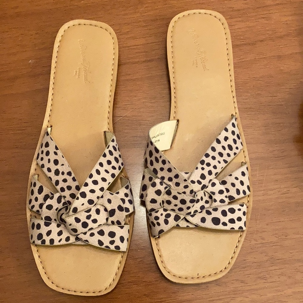 A new day sandal